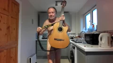 Snapshot of jimmybenido chatting on 10.13.25 Jim Redgewell online show from 10.13.25