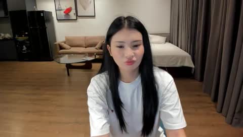 Snapshot of jina_meow chatting on 10.22.25 Jina meow online show from 10.22.25