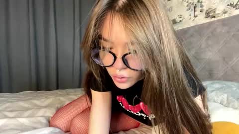 Jinny online show from 10.17.25