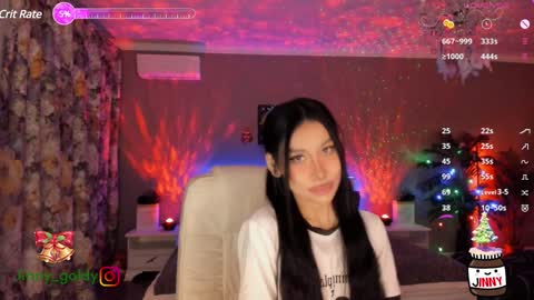 Snapshot of jinny_gold chatting on 01.04.25 MY NEW INSTA jinny goldy online show from 01.04.25