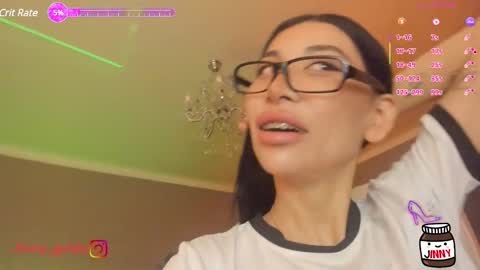 Snapshot of jinny_gold chatting on 02.14.25 MY NEW INSTA jinny goldy online show from 02.14.25