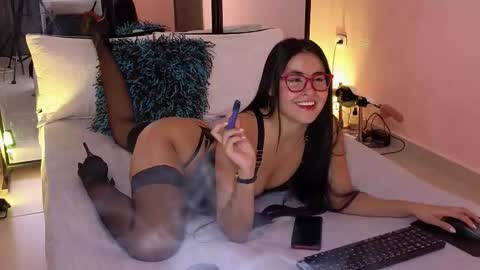 Jinx Vi online show from 10.25.25