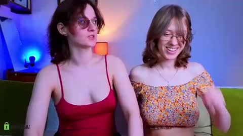 Snapshot of jitoon_exe chatting on 07.07.26 Hey Guys We are Julia ginger Tina brunette online show from 07.07.26