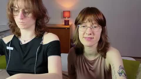 Snapshot of jitoon_exe chatting on 07.16.26 Hey Guys We are Julia ginger Tina brunette online show from 07.16.26