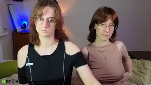 Snapshot of jitoon_exe chatting on 07.18.26 Hey Guys We are Julia ginger Tina brunette online show from 07.18.26