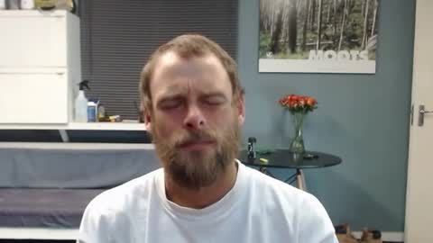 JamesJan van Rebel online show from 12.21.25