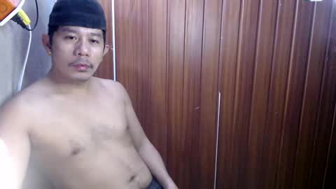 jjboy74472 online show from 10.28.25