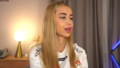 Jenny online show from 03.27.26