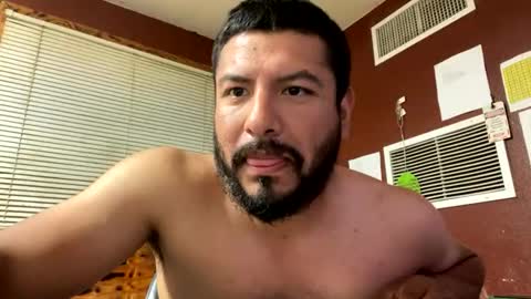 Snapshot of jjuarez5409 chatting on 08.03.26 jjuarez5409 online show from 08.03.26