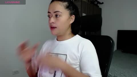 Julieta online show from 12.18.25