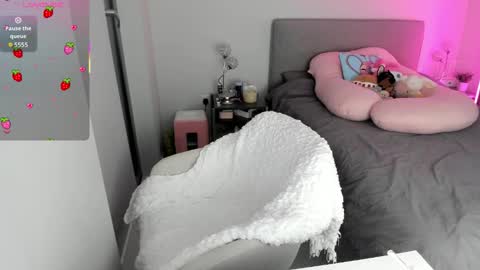 Snapshot of jjulietterose chatting on 09.25.25 Juliette Rose online show from 09.25.25