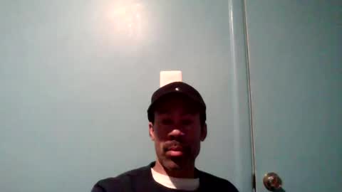 Snapshot of jmb525 chatting on 12.22.24 jmb525 online show from 12.22.24