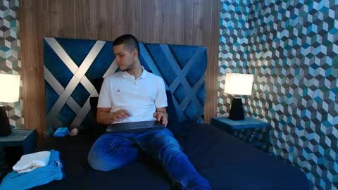 Snapshot of joaho_fernandez chatting on 04.06.26 Joao online show from 04.06.26
