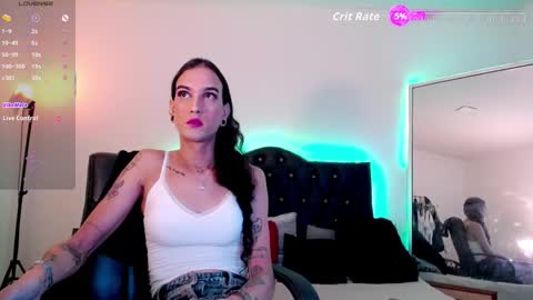 Snapshot of joaisaza chatting on 10.26.25 Joa Isaza     online show from 10.26.25