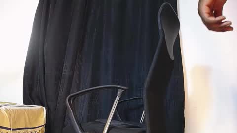 joan_silva online show from 11.28.25