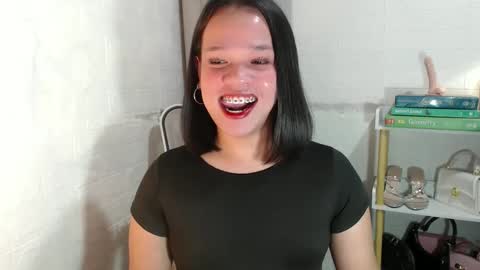 Joana online show from 12.17.24