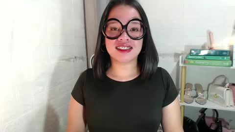 Joana online show from 12.19.24