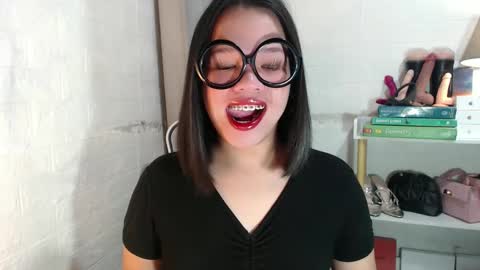 Joana online show from 12.27.24