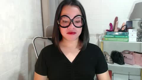 Joana online show from 12.28.24