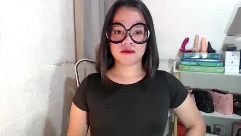 Joana online show from 01.04.25