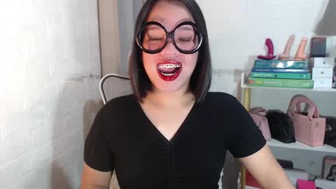 Joana online show from 01.06.25