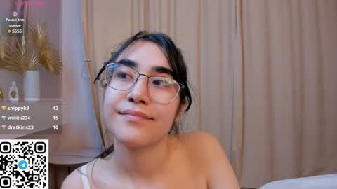 Mia online show from 01.18.25