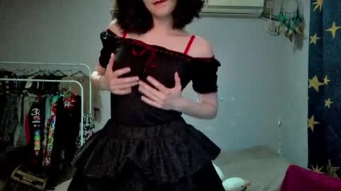 Joannatompson online show from 08.05.26