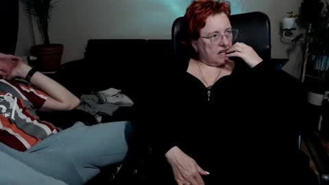 Joanna and Greg online show from 11.22.25