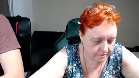 Snapshot of joannaandneighbour chatting on 03.08.26 Joanna and Greg online show from 03.08.26