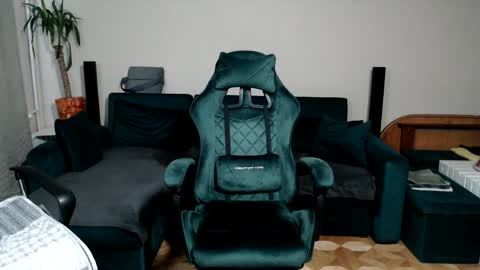 Snapshot of joannaandneighbour chatting on 03.26.26 Joanna and Greg online show from 03.26.26