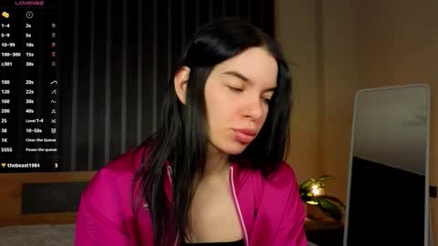 Snapshot of joanniecaughlin chatting on 02.25.26 Wendy online show from 02.25.26