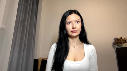 Joan online show from 04.20.26