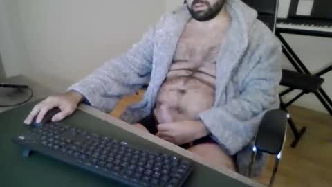 joaodias_18 online show from 11.26.25