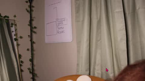 JoJo 3   online show from 10.05.25