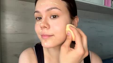 Mila online show from 04.10.26