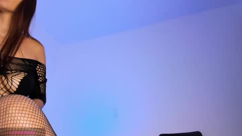 Jhulia online show from 10.14.25