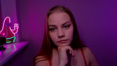 Snapshot of jodiewithgreen chatting on 10.28.25 Jodie 3 returning TODAY online show from 10.28.25