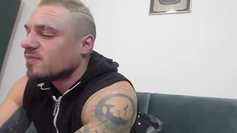 Snapshot of jodogs chatting on 02.06.25 Tiberius online show from 02.06.25