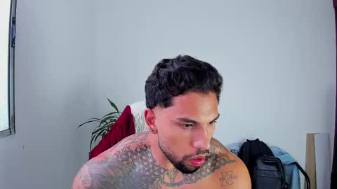 joe_esthetic online show from 10.10.25