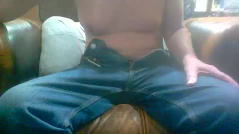 Snapshot of joeblow61616 chatting on 12.31.24 joeblow61616 online show from 12.31.24