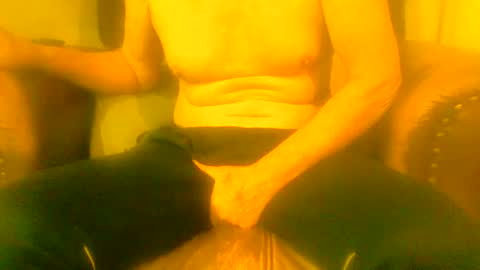 Snapshot of joeblow61616 chatting on 02.10.25 joeblow61616 online show from 02.10.25