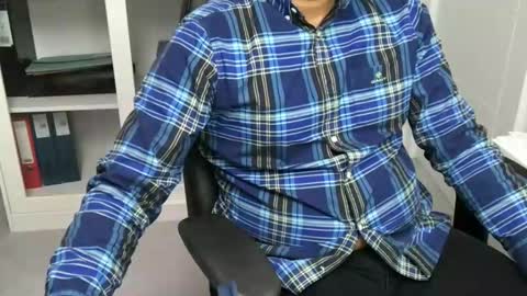 joeshades21 online show from 11.04.25