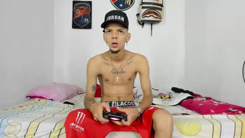 johan_and_antonella online show from 12.13.24