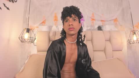 Johan  online show from 10.24.25