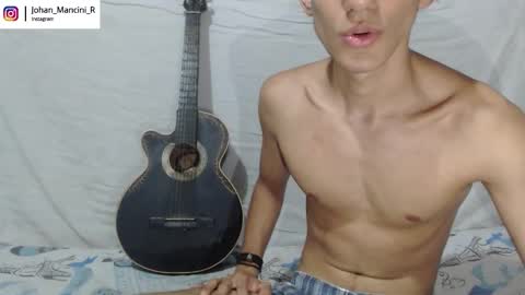 Snapshot of johan_mancini_r chatting on 12.04.25 johan_mancini_r online show from 12.04.25