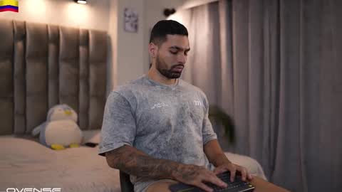 john online show from 09.23.25