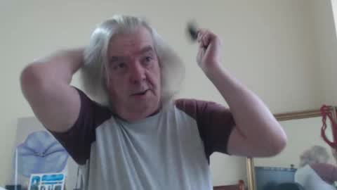 Snapshot of john_little_one chatting on 01.14.25 JOHN online show from 01.14.25