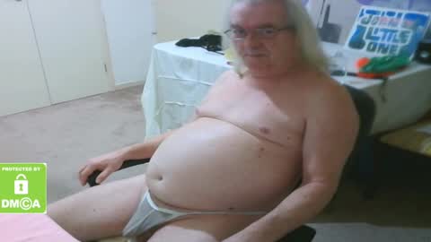 Snapshot of john_little_one chatting on 01.28.25 JOHN online show from 01.28.25