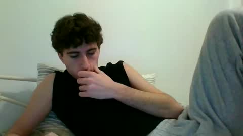 Snapshot of johnandrewssub18 chatting on 01.14.25 johnandrewssub18 online show from 01.14.25