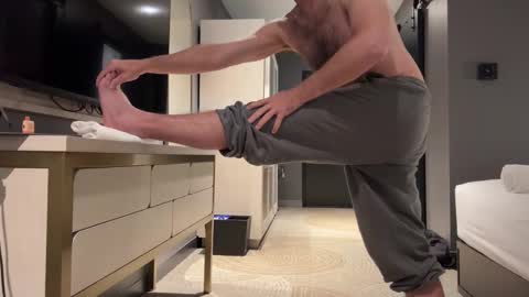 J online show from 10.20.25